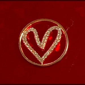 New Origami‎ Owl Silver Rhinestone Heart Plate